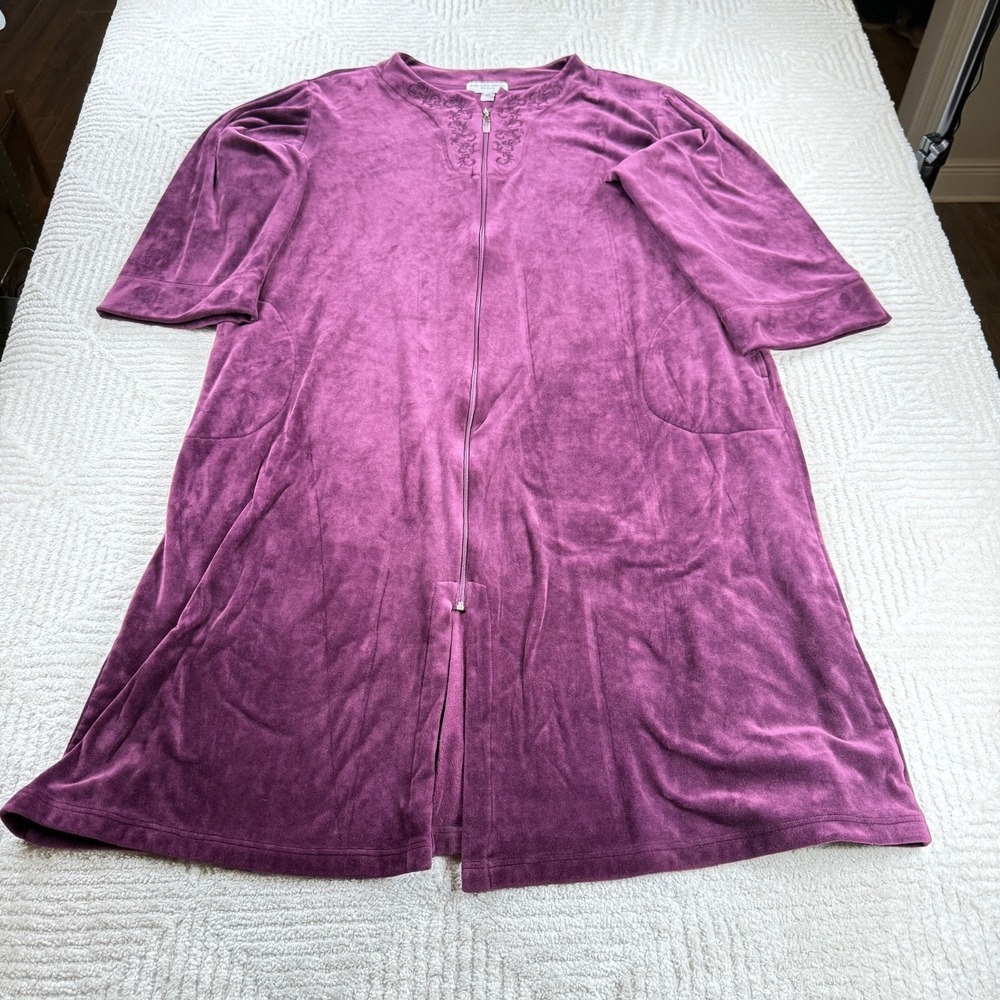 Miss Elaine Robe Womens 3X Purple Velour Zip Front Embroidered Housecoat Cozy